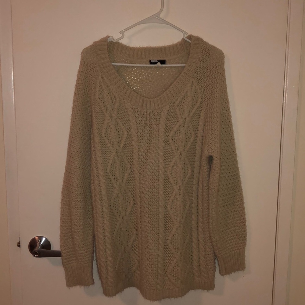 BDG Medium Beige Sweater